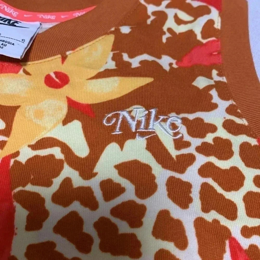 NIKE Girls Dress,NWT. - Picture 2 of 4